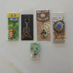 アニメグッズキーホルダー等5点セット詰め合わせ〈5500948〉