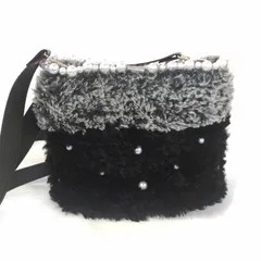 【ハンドメイド】 ショルダーバッグ ブラック グレー ボア