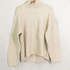UNIQLO（ユニクロ）　スフレヤーンハイネックセーター　ホワイト　Mサイズ　◇〇