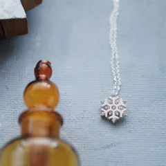 ピンク 雪の結晶 ネックレス シルバー925