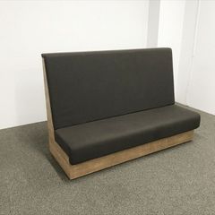 2020年製 オカムラ ソファベッド 耐次亜塩素酸、耐アルコールビニール 