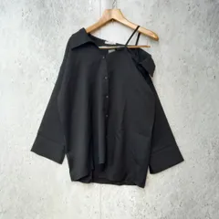 play bong bong プレイボンボン ワンショルダーシャツ アシンメトリー モード バレエコア モノトーン 韓国 ブラック 〇◇