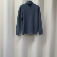 メリノウール100 タートルネック セーター