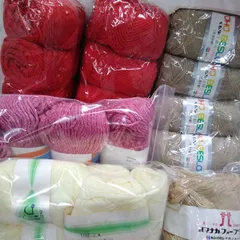未使用．毛糸色々 編み物 手芸 ハンドメイド 並太or極細タイプ 使いかけ商品あり！ Q641