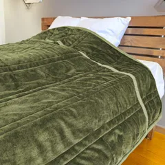 モイスコットン綿入り毛布 洗える わた入り毛布 オリーブ 綿の吸湿発熱機能で、乾燥しがちな冬の肌にやさしい素材のあったか毛布