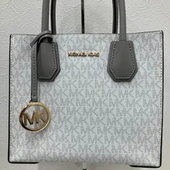 D9312　MICHAEL KORS　マイケルコース  MERCER　ショッパートート クロスボディ ミディアム MKシグネチャー 2WAY　ハンドバッグ　ショルダーバッグ グレー系　チャーム付 ブランドロゴ 総柄