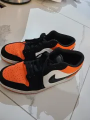 ナイキ エアジョーダン1 ロー シャッタード バックボード