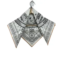 HERMES(エルメス) スカーフ美品  カレ55 白×黒×オレンジ ALL ABOARD!