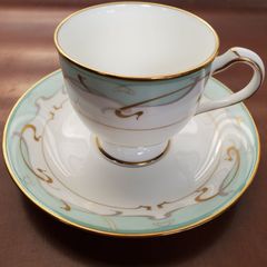 ノリタケ　花麗句 未使用 ノリタケ 華麗句（ハナレイク）カップ＆ソーサー Noritake