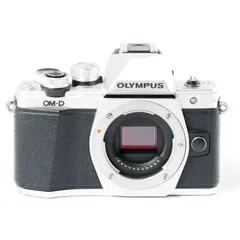 【再値下げ！中古・美品】OLYMPUS OM-D E-M10（初代）　レンズ付き 再値下げ！中古・美品】OLYMPUS OM-D E-M10（初代） レンズ付き Amazon