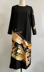 ハンドメイド 着物リメイク 黒留袖 駒刺繍 短冊吉祥花文 Aラインのロングワンピース 正絹