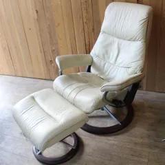 603)Ekornes ストレスレスチェア Viewシグネチャー Stressless ビュー Mサイズ 2019年製 参考50万円 エコーネス EKORNES(エコーネス)リクライニングチェア「ストレスレス ビュー(M