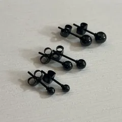 A161 丸玉 ブラック　6個　3サイズ　ボールピアス　両耳　ハンドメイド　黒　シンプル　個性　メンズ