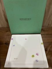新品フランス製 Bernardaud 青い小花を咲かせたフランスの花 ディナー