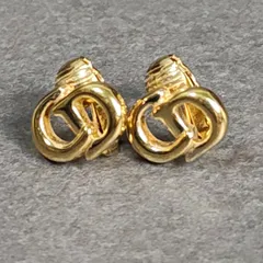 Christian Dior CDロゴ　イヤリング　ゴールドカラー　クリスチャンディオール