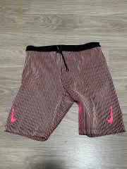 ナイキ エアロスイフト タイツ