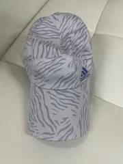 送料無料　adidas スポーツキャップ　帽子　アニマル柄　グレー　#71209MOCAPA