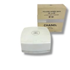 CHANEL N°19 POUDRE APRÈS BAIN ボディパウダー - メルカリ