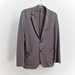 パジャマスーツ