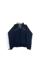 ナイキ ウィンドブレーカー