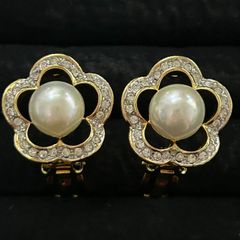【良品】BALMAIN バルマン PARIS ヴィンテージ イヤリング パール×ラインストーン フラワーデザイン