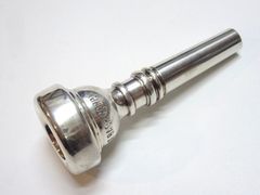 Item thumbnail for item e818d017-7ed0-490f-a30a-fcd8bd9cf340