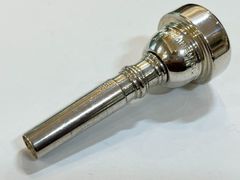 Item thumbnail for item 2bcabf2e-0a51-4efb-a6a1-1e2ee5f8f02f