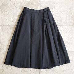極美品 23区 L【撥水加工/洗える】ハイマルチタフタ タックスカート 48