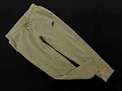 Item thumbnail for item 28f26e94-41db-44e0-b39a-1e2a761c6915