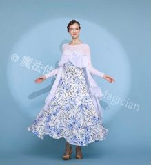 新品未使用】フリンジ&スパンコールで華やかワンピース ダンス