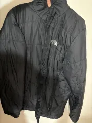 ザノースフェイス ブラック 軽量ダウン アウター