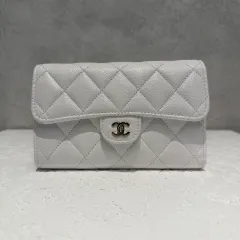 (新品/内蔵チップ) CHANEL シャネル 白 キャビア 3段中財布