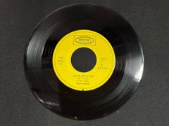 Israel Vibration / Rudeboy Shuffle 7インチ Video: Israel Vibration