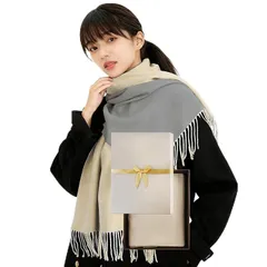 [Magdert] マフラー レディース 人気 カシミヤタッチ ストール 大判 冬 厚手 両面 使える ギフトボックス付き 無地 学生 肌触り良い プレゼント 暖かい 秋冬定番 クリスマスプレゼント 誕生日 (ベージュ)