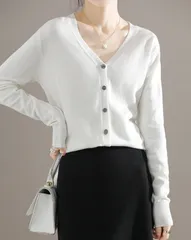 【ホワイト】レディース カーディガン Vネック ニット セーター 長袖 シンプル きれいめ 薄手 無地 オフィスカジュアル 春 秋 冬 上品 羽織り おしゃれ