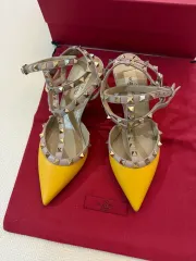 ヴァレンティノ ロックスタッズヒール