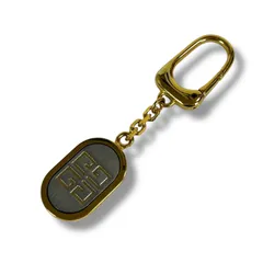 2026年最新】givenchy キーホルダーの人気アイテム - メルカリ