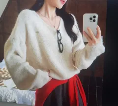 (海外配送) アンゴラVネックセーター