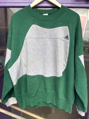 【adidas  古着リメイクスウェット】