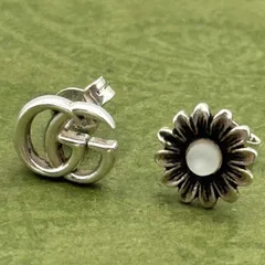 2025年最新】gucci ピアス フラワーの人気アイテム - メルカリ