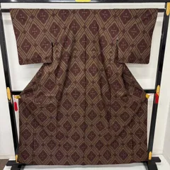 本場大島紬 菱形に花 茶泥 正絹 MK-2034