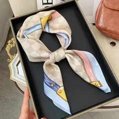 マフラー 2 点セット 流行的デザイン ハート柄 日常使いに最適