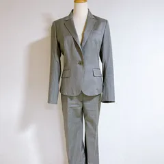 THE SUIT COMPANY she ザスーツカンパニー　セットアップ　レディース　グレー　ストライプ　ボトムスサイズ40 ウール　スーツ　中古美品　管理番号KKVTRRA177