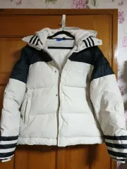 アディダス オリジナルス レディース ダウンジャケット (AY4811 / FEMININE JAC)