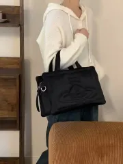 Vivienne Westwood ヴィヴィアン・ウエストウッド バッグ 春新商品 クロスバック ショルダーバッグ ハンドバッグ オーバーサイズ