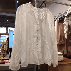 R04　：　studio clip スタジオクリップ　ホワイト オフホワイト アイボリー 白 シロ　ブラウス シャツ トップス　長袖　レース　お呼ばれ　デート　オフィスカジュアル　食事会