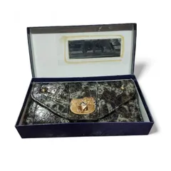 ハローキティ ヒョウ柄 長財布 可愛い 平成 ギャル Y2K オシャレ レディース