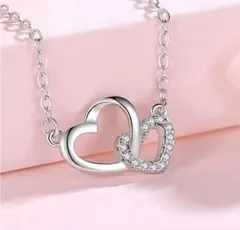 キラキラ 2連 ハート ネックレス シルバー レディース 可愛い 上品 デイリーから特別な日まで使える 大人可愛い アクセサリー プレゼント ギフトに人気の女性向けジュエリー 華奢デザインで首元を綺麗に魅せる高見えアイテム