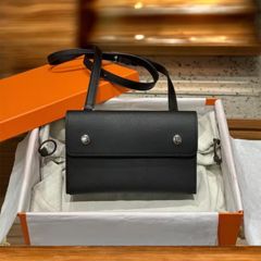 美品【F.C.R.B. ×NEWERA】ブリストルEXPLORER ボディバッグ - メルカリ