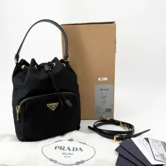PRADA プラダ 1BH038 三角ロゴ バケットバッグ